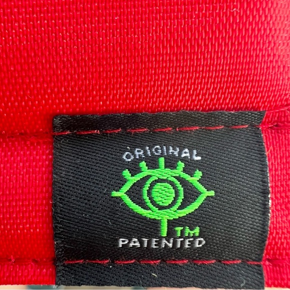 DELTA Luggage Spotters Wraps Around Luggage Handle Cushioned Comfort Red New - Picture 4 of 5